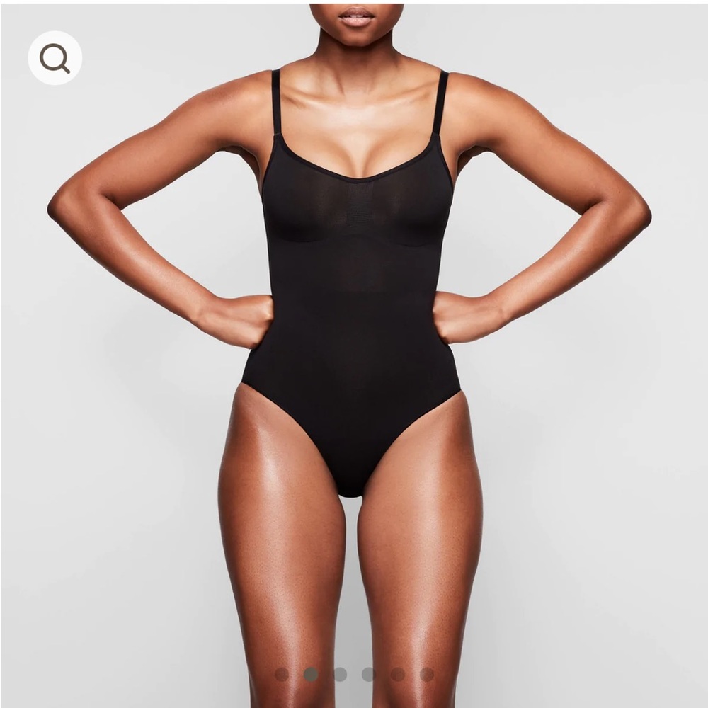 SKIMS SCULPTING BODYSUIT W. SNAPS 2X-3X
